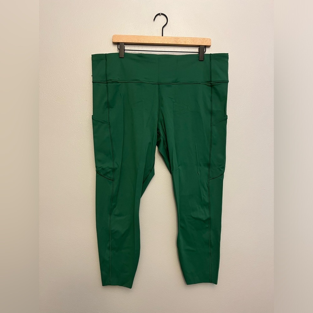Lululemon Fast and Free High-Rise Tight 25" - Size 20